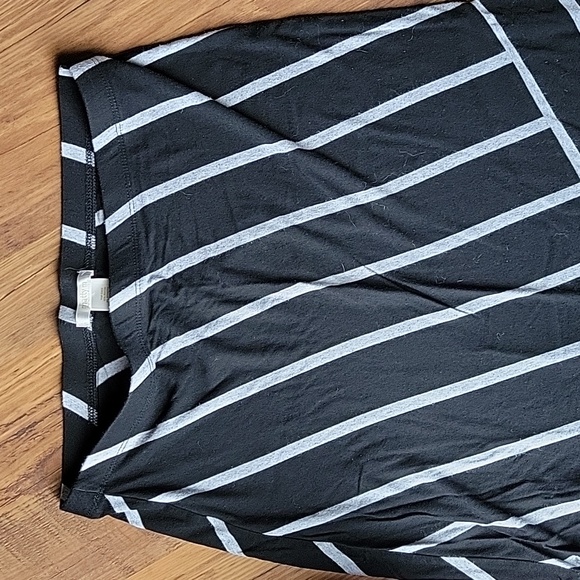 Matty M Black and Light Grey Geometric Maxi Skirt - Picture 3 of 4